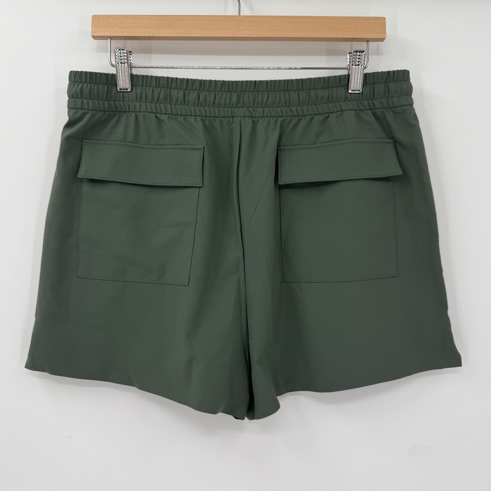 Rhone Mirage Pocket Shorts Sage Green Large Athletic Performance Drawstring - Picture 3 of 5